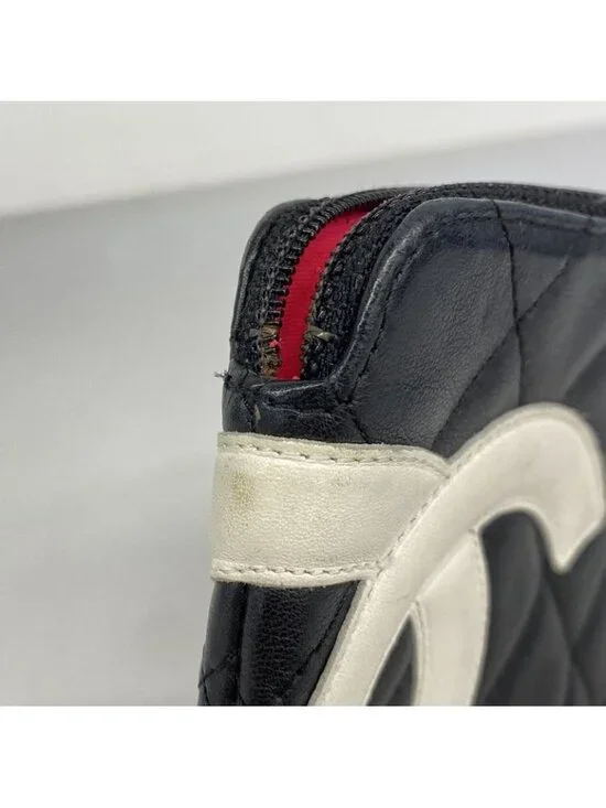 Chanel Pouch Cambon Lambskin Black Silver - Picture 6 of 10